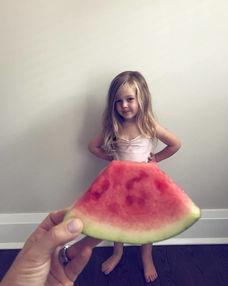 娱乐吃瓜酱的封面怎么做